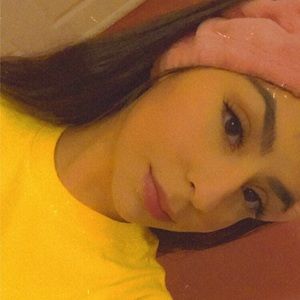 Meet your Posher, Nayeli